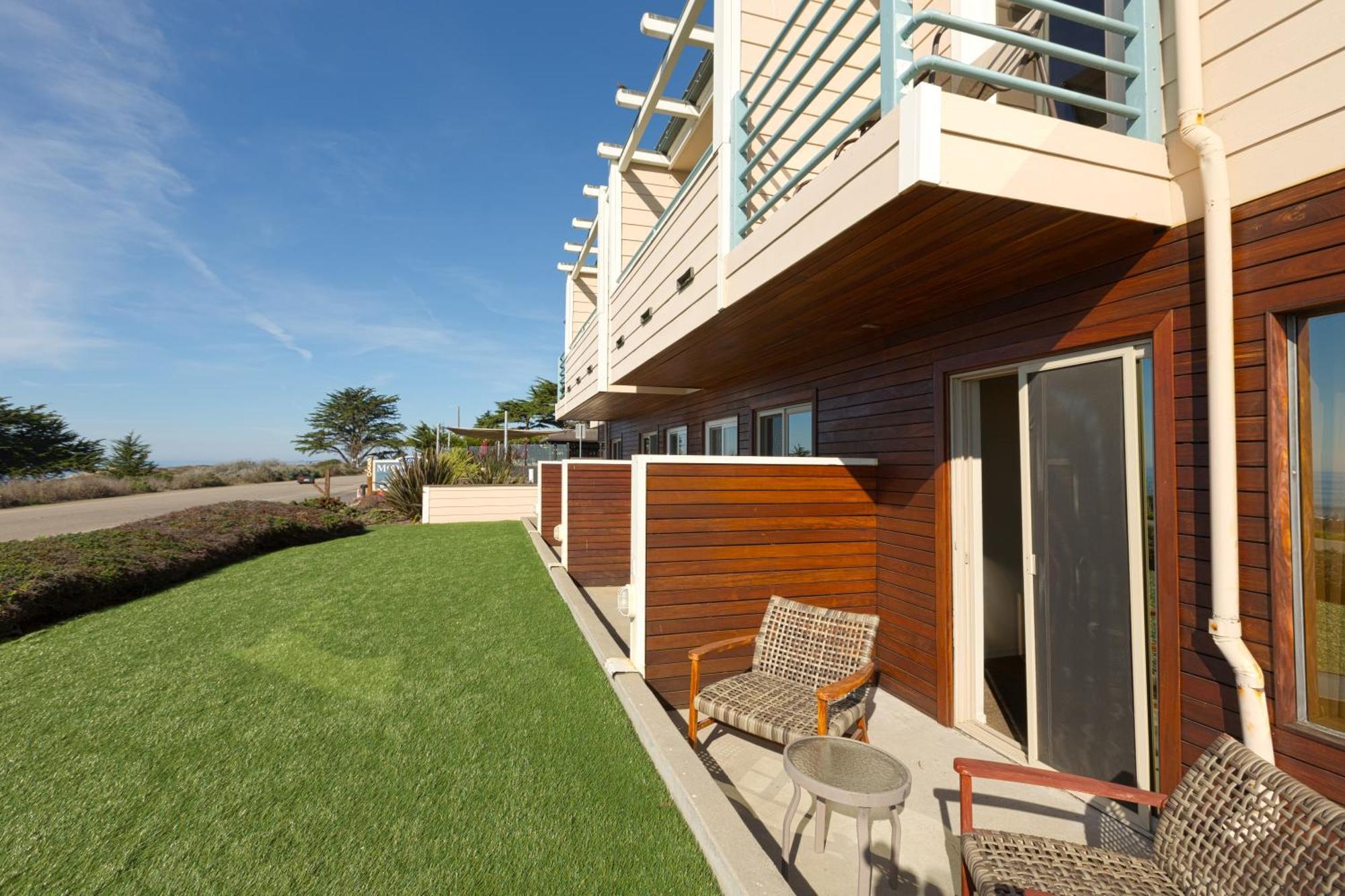 Cambria Landing Inn And Suites ภายนอก รูปภาพ