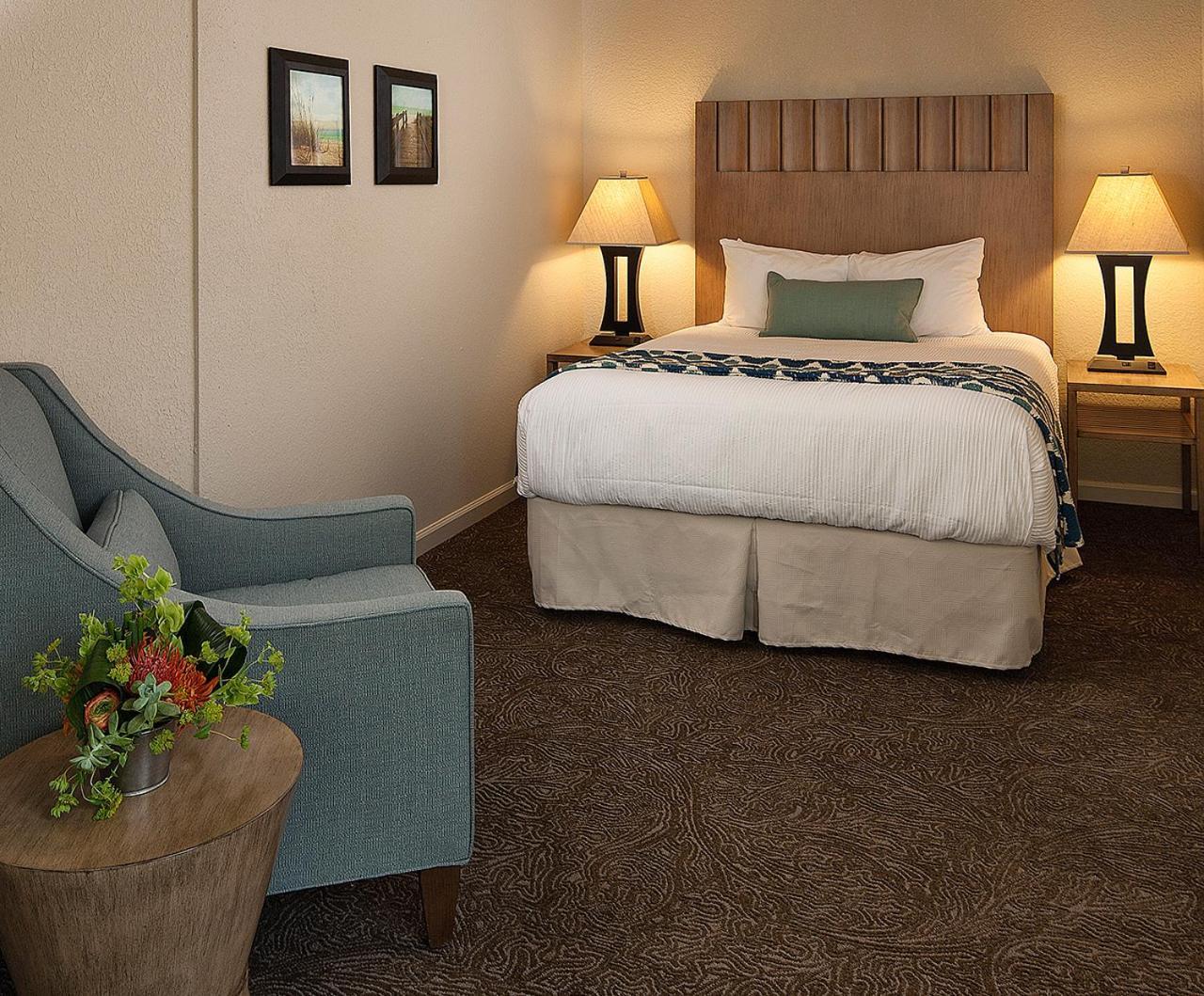 Cambria Landing Inn And Suites ภายนอก รูปภาพ